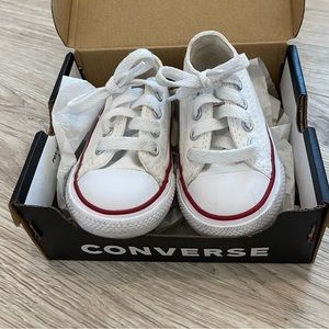 Chuck Taylor Allstar Converse infant size 4